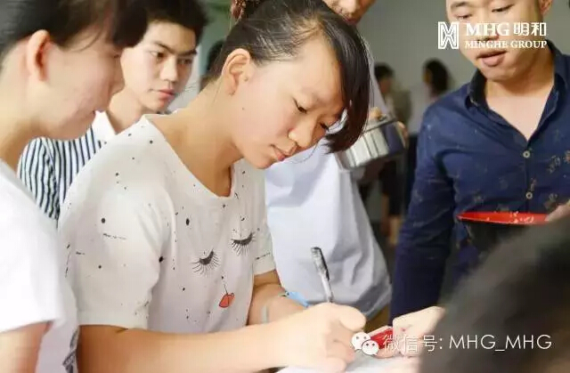 大愛無疆，918博天堂有情——博天堂(btt)官網(wǎng)-918博天堂,讓你更精彩全體員工凝聚力量為重病同事捐助愛心