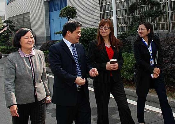 協(xié)會(huì)領(lǐng)導(dǎo)參觀考察，918博天堂光電倍受認(rèn)可