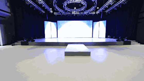 演播廳設(shè)計(jì)可伸縮式T臺(tái)