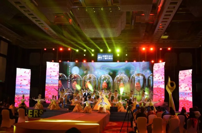 博天堂(btt)官網(wǎng)-918博天堂,讓你更精彩喜獲“長(zhǎng)沙市文化產(chǎn)業(yè)示范基地”殊榮