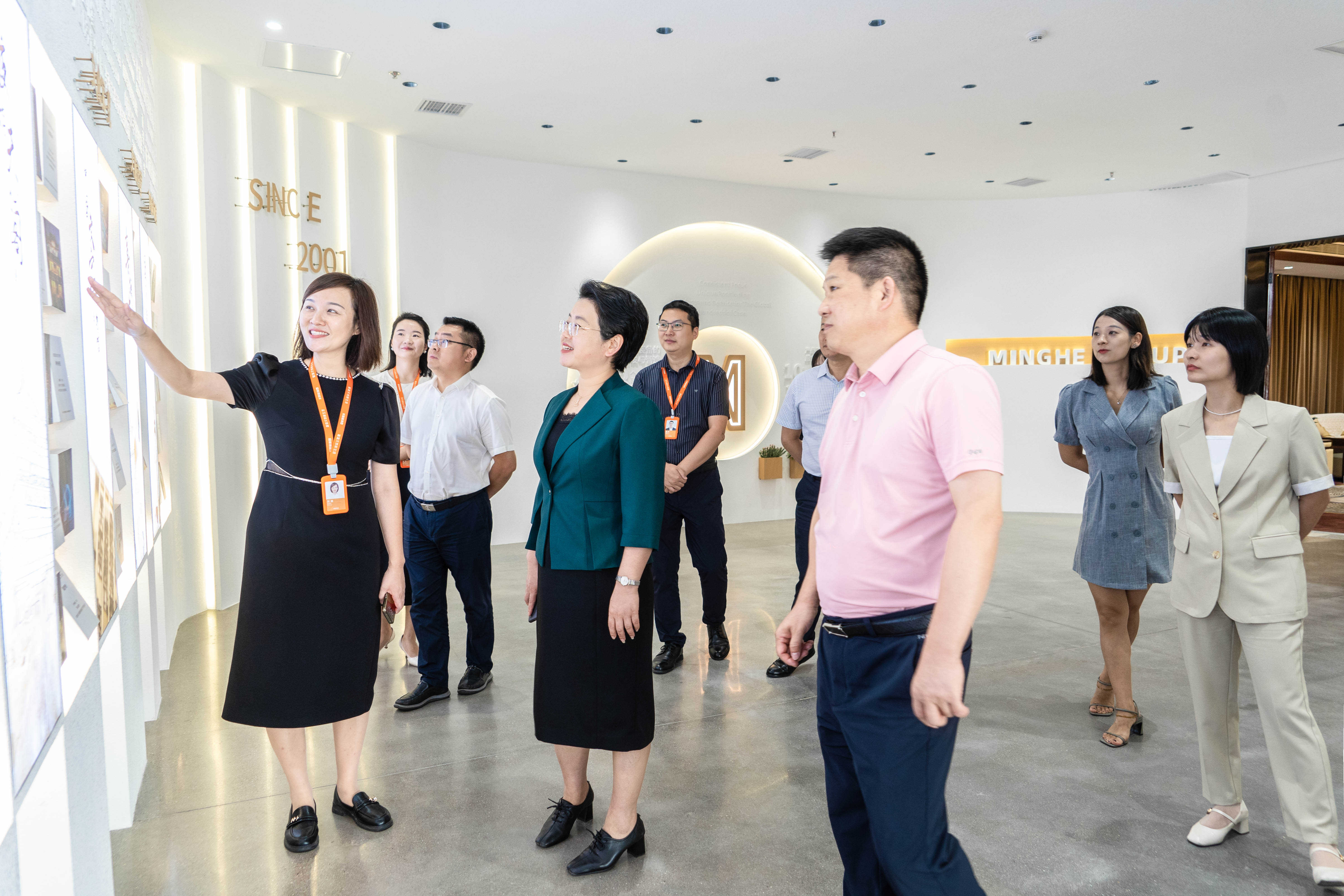 邵陽市委常委、宣傳部部長楊志慧一行蒞臨博天堂(btt)官網(wǎng)-918博天堂,讓你更精彩考察指導(dǎo)