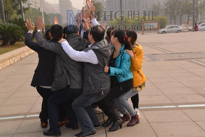 考驗(yàn)?zāi)土Φ摹斑B環(huán)無(wú)敵椅”