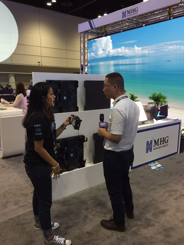 美國當(dāng)?shù)貦?quán)威媒體對(duì)918博天堂進(jìn)行現(xiàn)場(chǎng)采訪報(bào)道