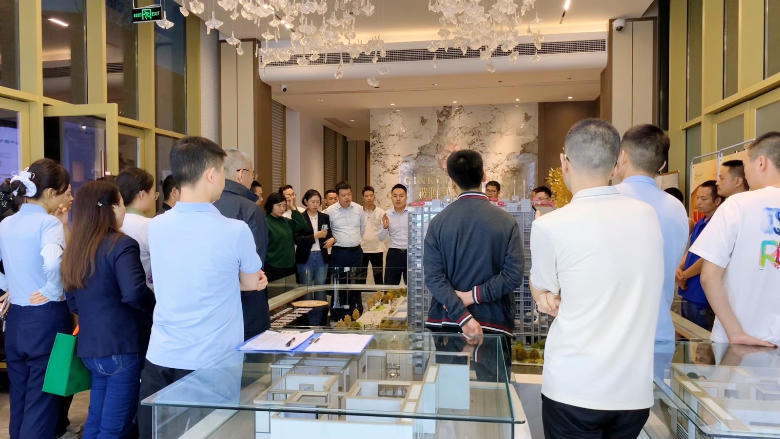 1728352345691830.jpg 3.jpg