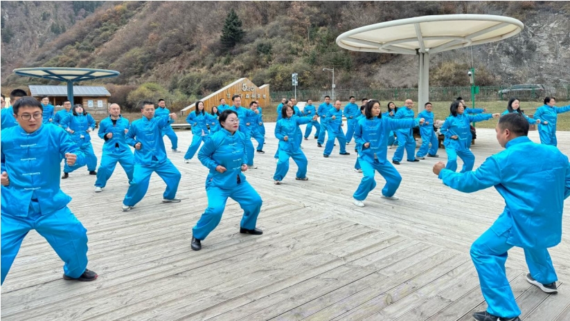 1731581593862582.png 八段錦.png